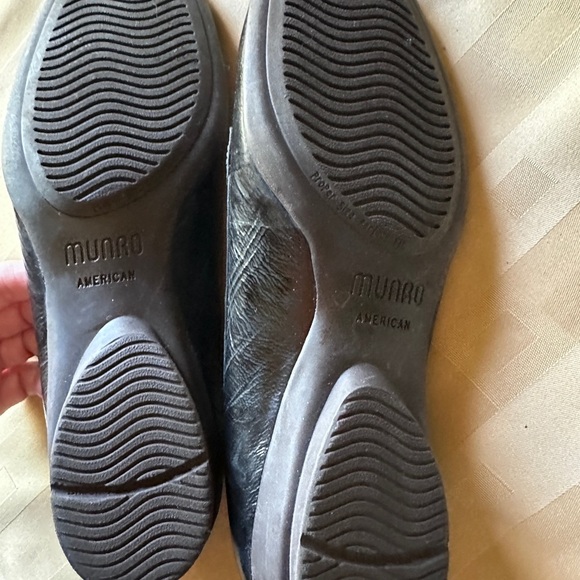 Elegant Black and Brown Women's‎ Loafers - Picture 7 of 12